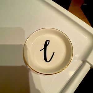 cursive “L” jewelry plate